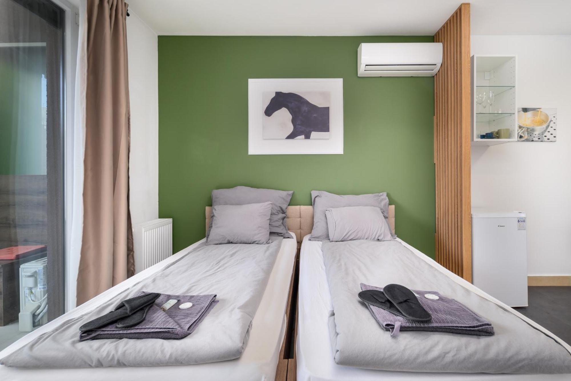 Atrium Residence Deluxe Suite-Free Parking Garage Same Building Budapeszt Zewnętrze zdjęcie